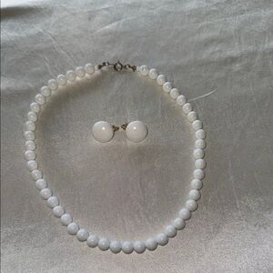 Elegant Pure White Bead Choker Necklace and Clip On Earring Set Gold Tone Metal